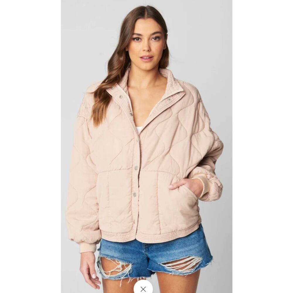 Blank NYC Wisteria Jacket Size‎ Large Pink Quilted Snap Button Drop Shoulder